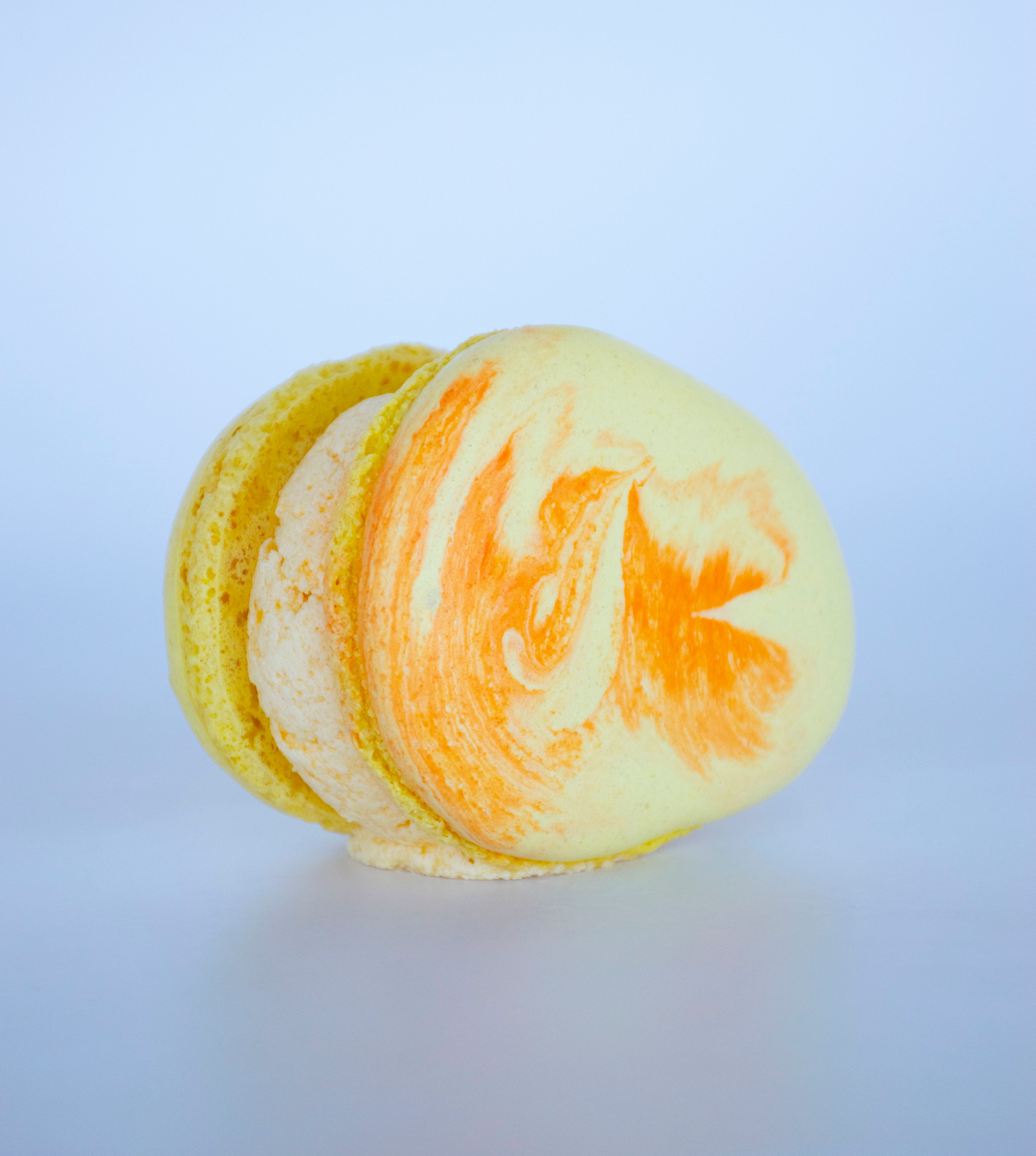 Mango Macaron