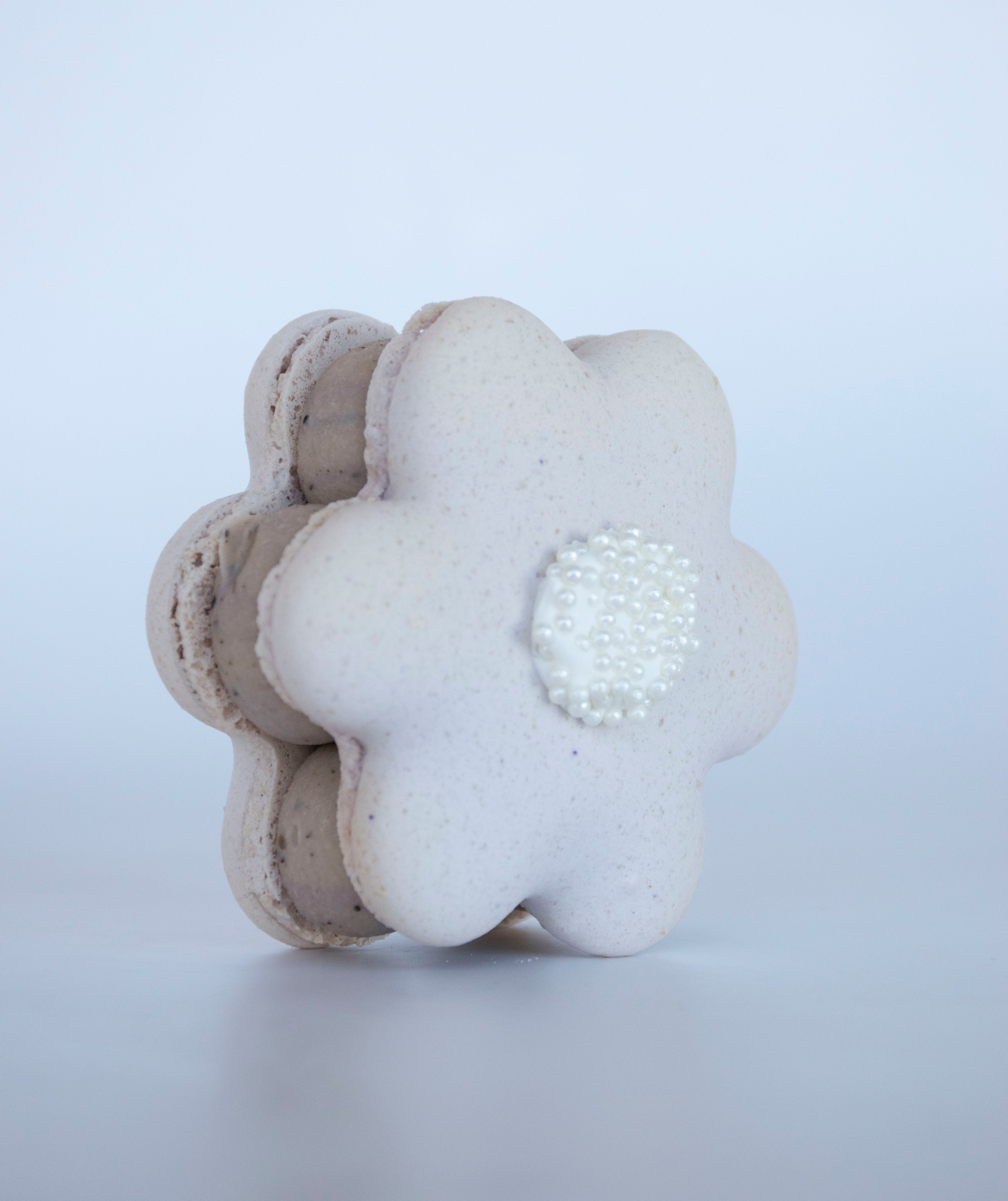 Earl Grey Tea Macaron