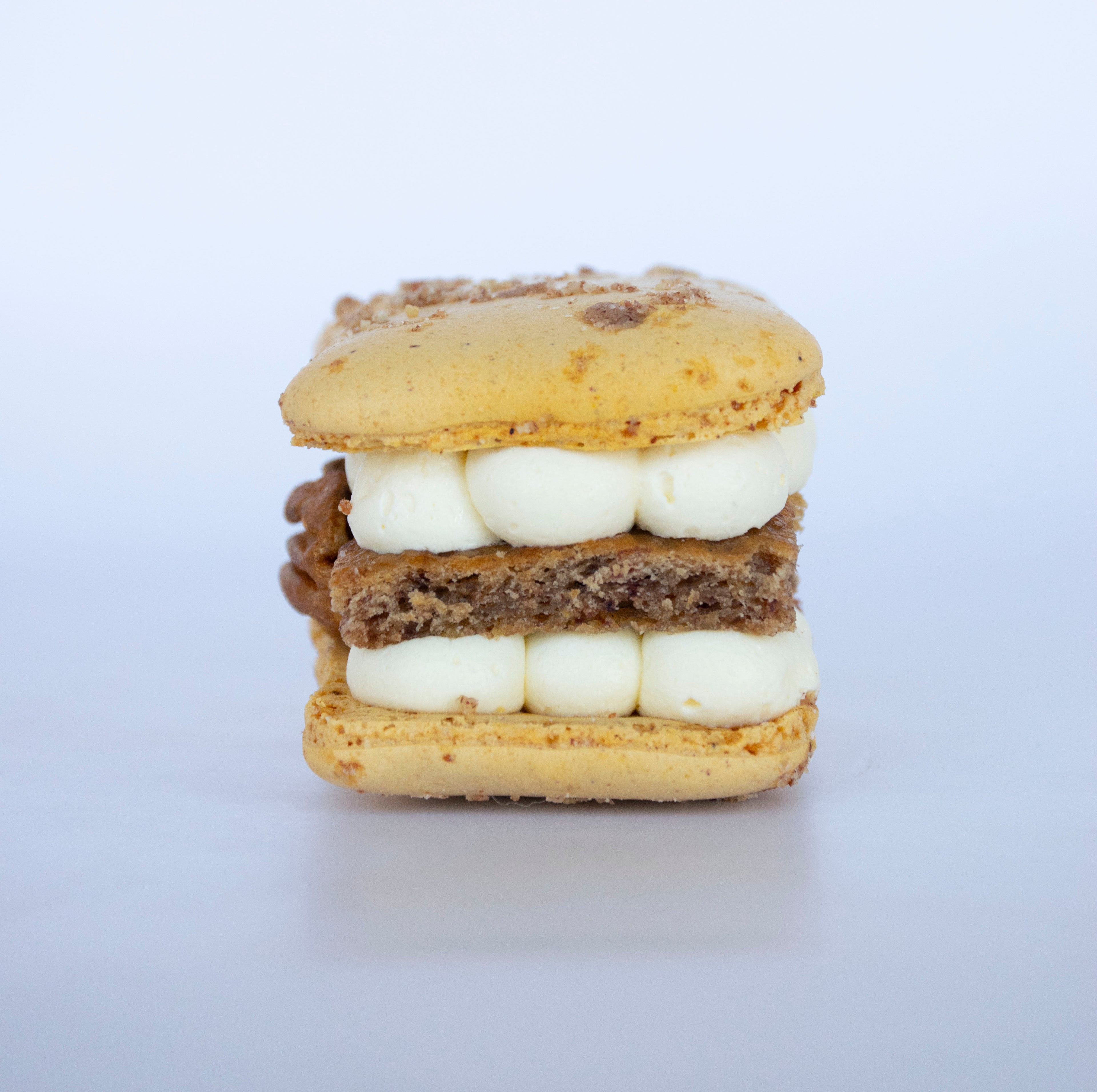 Pecan Pie Macaron