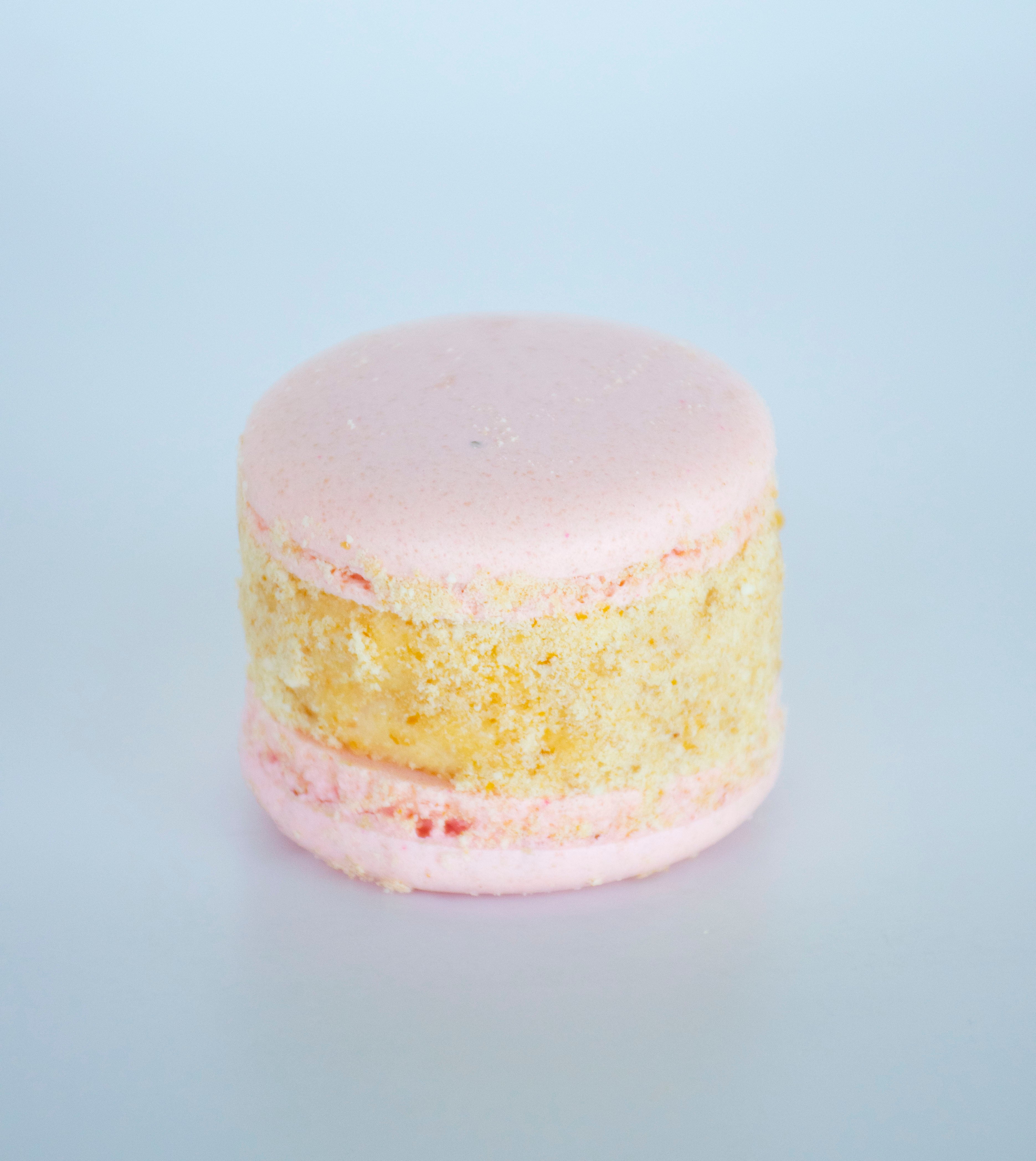 Strawberry Cheesecake Macaron