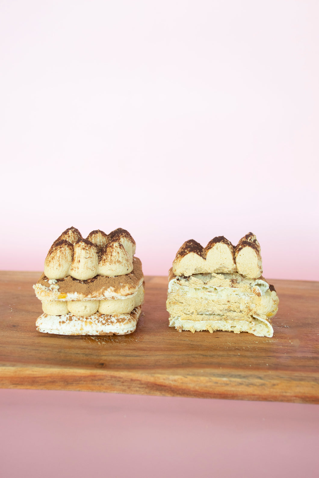 Tiramisu Macaron