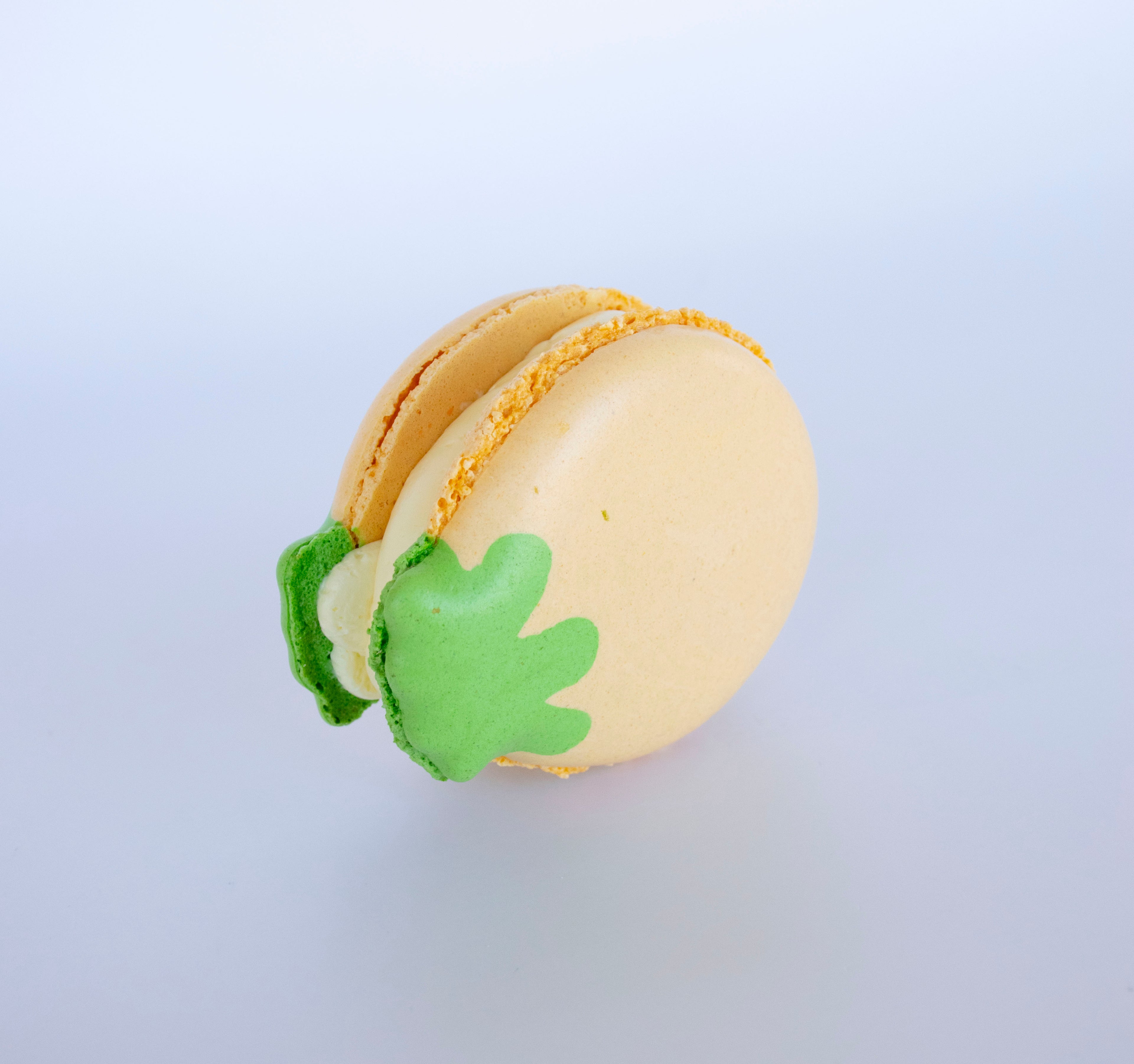 Pina Colada Macaron