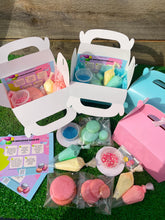 Load image into Gallery viewer, DIY Macaron Cake Kit