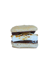 Load image into Gallery viewer, Chocolate S&#39;mores Macaron