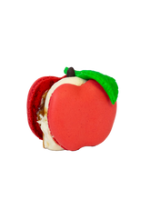 Load image into Gallery viewer, Apple Pie Macaron