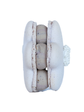 Load image into Gallery viewer, Earl Grey Tea Macaron